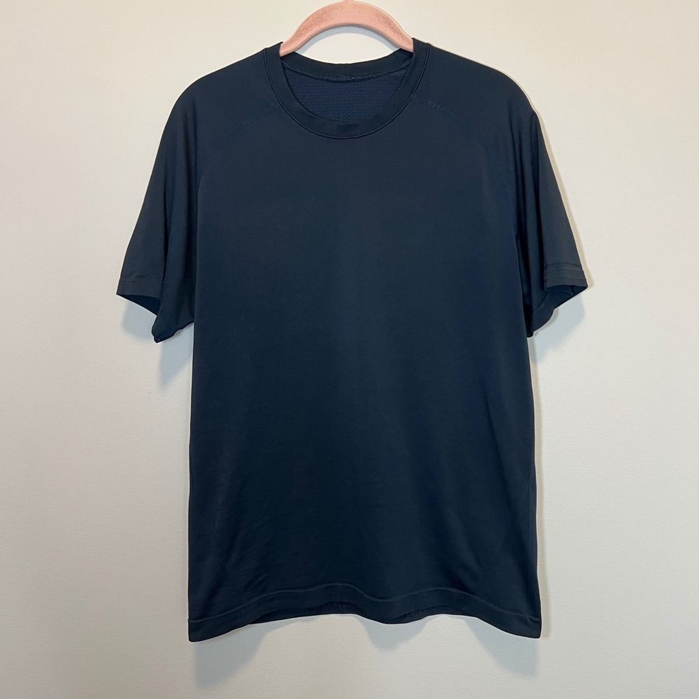 Lululemon Metal Vent Tech Short Sleeve Training Shirt Navy Blue Men's Medium